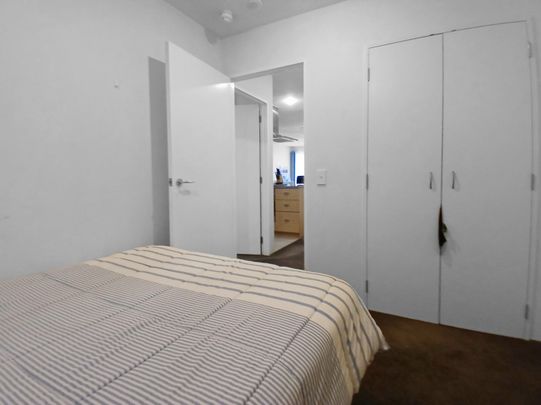 Three- bedroom Parnell Apartment . - Photo 1