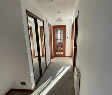 Bungalow to rent on - Photo 6