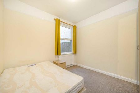 4 bedroom house to rent - Photo 4