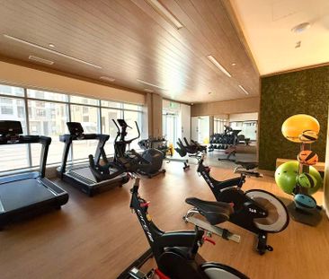 For Lease - 3250 Carding Mill Trail Unit# 520, Oakville, Ontario - Photo 3