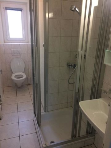 Genossenschaftswohnung (ohne Balkon) Nähe Tissotarena und Tierpark - Photo 4