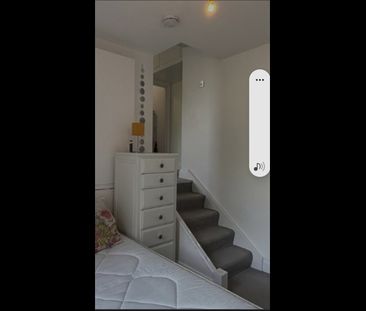 1 Bed Flat, Montrell Road, SW2 - Photo 4