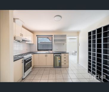 37 Hawkesbury Road, Werribee, Vic 3030 - Photo 3