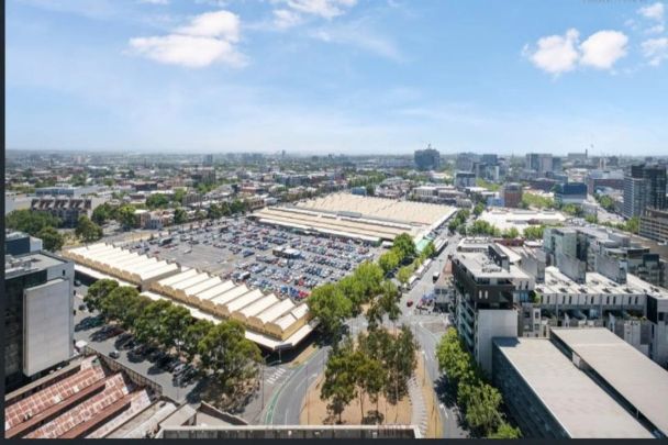 Convenient! Fully Furnished City Pad! - Photo 1