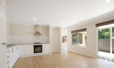 1/10 Waratah Crescent, West Albury - Photo 5