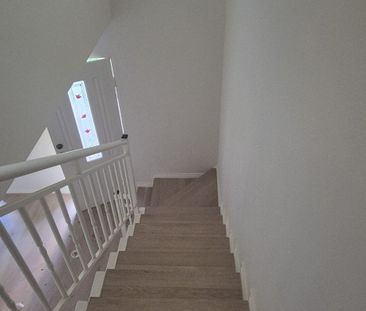 DOUBLE TANDEM - 2 CAR LOCK UP GARAGE - 2 BEDROOM - 2 STOREY TOWNHOUSE - Photo 1