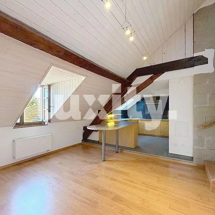 Beautiful Duplex with Lake View – Available Immediately - Photo 1