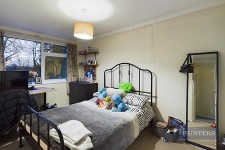3 bedroom House To Let - Photo 5