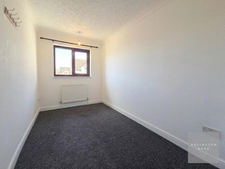 4 bedroom detached house to rent - Photo 2