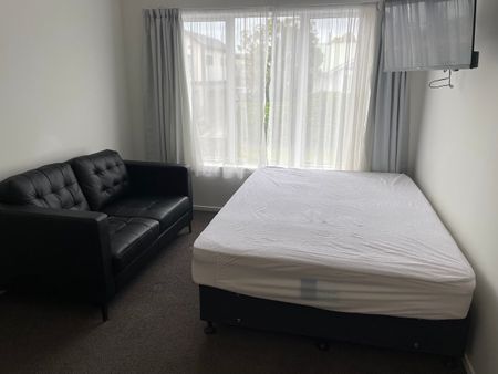 Executive studio in central city - Photo 2