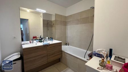 Location Appartement 3 pièces 66m² NIEPPE 59850 - Photo 3