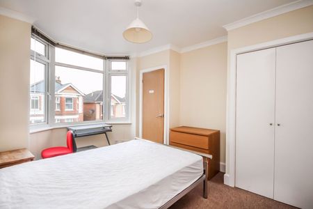 Frampton Road, Bournemouth - Photo 4