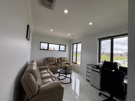 “Home Available for Long-Term Lease” - Photo 5