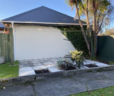 2/99 Edgeware Road, Saint Albans - Photo 2
