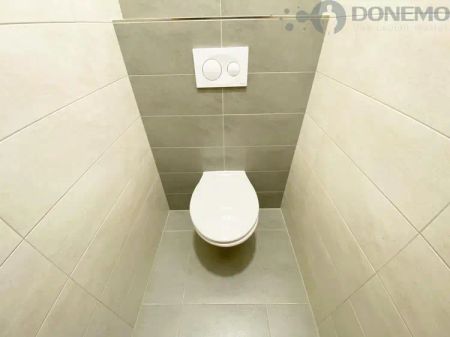 Dlouhodobý pronájem bytu s terasou 2+kk na ulici Janského v Olomouci - Fotografie 3