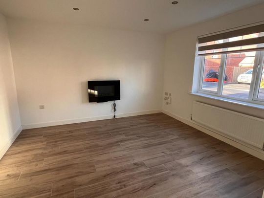 3 bedroom detached house to rent - Photo 1