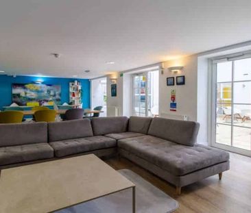 Top Floor Classic Studio - Photo 4