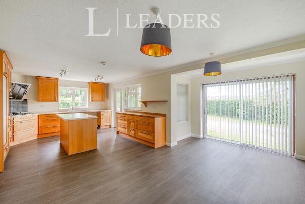 Parsonage Farm, Henfield, BN5 - Photo 1