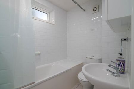 53 Finsbury Road, London N22 8PA, UK, London - Photo 4