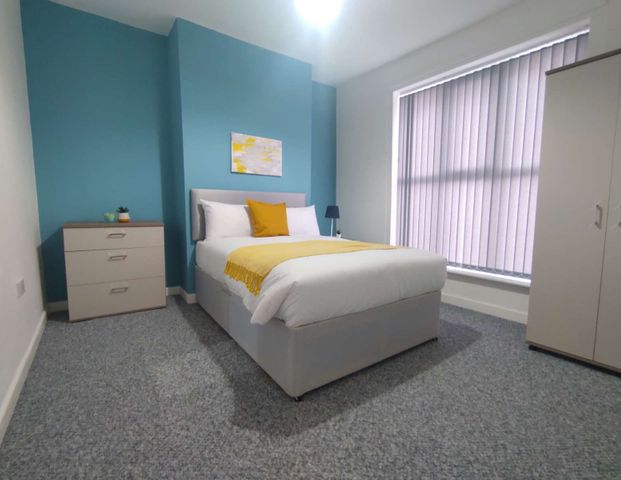 Oakfield Road Room 4 (Double) - Photo 1