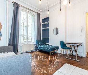 Rue Faraday, - Photo 1