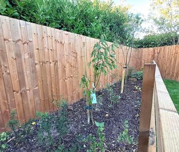 Columbus Drive, Shavington, Crewe - Photo 1