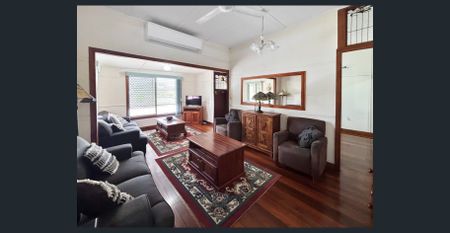 FULLY FURNISHED BOUTIQUE COTTAGE RETREAT - Photo 5