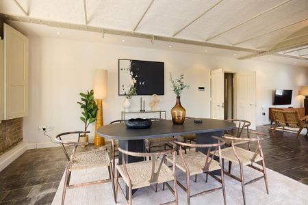 4 bedroom flat to rent - Photo 3