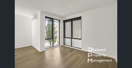 Stylish Modern Townhome At A Prime Location - Photo 3