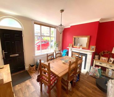 2 bedroom House To Let - Photo 2