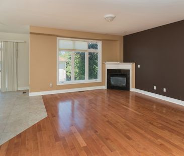 For Lease - 30 James Scott Road, Markham, Ontario - Photo 2