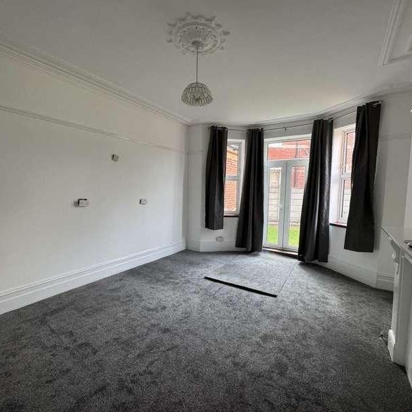 Rushton Crescent, Bh, Bournemouth, Garden Access Apartment!, BH3 - Photo 1