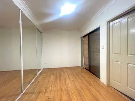 Spacious First Floor Unit - Photo 3
