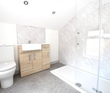 2 bedroom House To Let - Photo 3