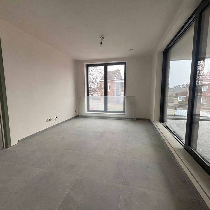 Appartement - Te huur - Photo 1