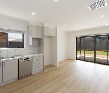 NEAR NEW FOUR BEDROOM HOUSE IN ALFREDTON - Photo 3