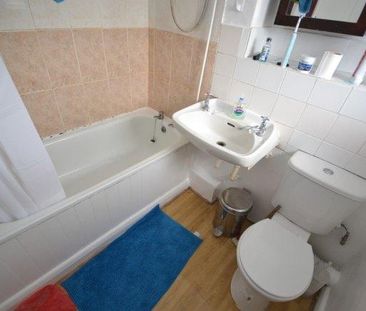 3 bedroom house share to rent - Photo 6