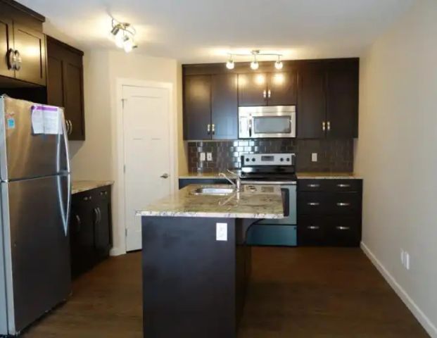 Beautiful 3 Bedroom Fourplex for Rent in Clareview | 4 - 2908 151 Ave NW, Edmonton - Photo 1