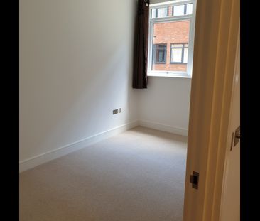 1 Bed Flat, The Landmark, LU1 - Photo 3