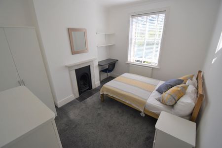 6 Bed Terraced House, Donnington Road, RG1 - Photo 4