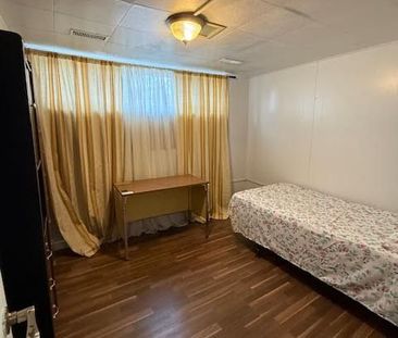 For Lease - 87 Lexington Avenue, Toronto, Ontario - Photo 5