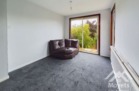 Whinney Lane, Blackburn - Photo 2