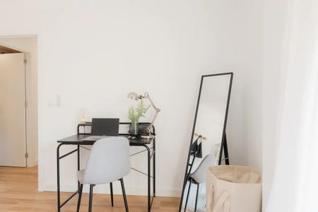 Avinguda del Primat Reig, Valencia, Valencian Community 46019 - Photo 2