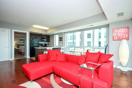 For Lease - 234 Rideau Street Unit# 701, Lower Town - Sandy Hill, Ontario - Photo 2