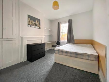 5 bedroom house share to rent - Photo 3