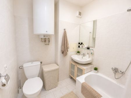 Pronájem bytu 1+1 37 m² - Фото 4