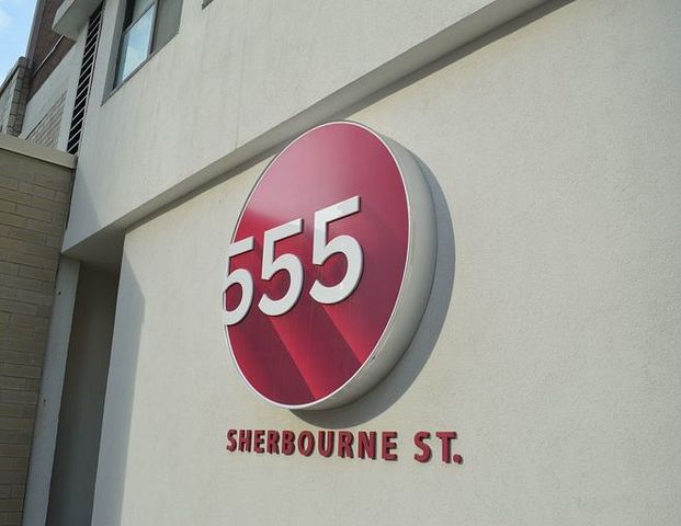 Sherbourne Complex | 555 Sherbourne Street, Toronto - Photo 1