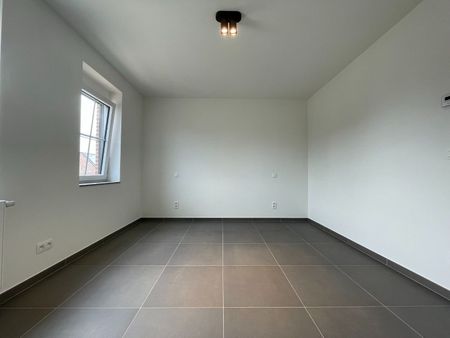 Energiezuinige nieuwbouwwoning te huur te Roeselare - Photo 3