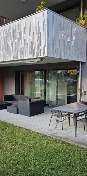 HOCHWERTIG UND STYLISCH MIT SONNIGEM SITZPLATZ! - Foto 1