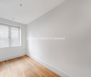 Strand Drive, Richmond, TW9 - Photo 5